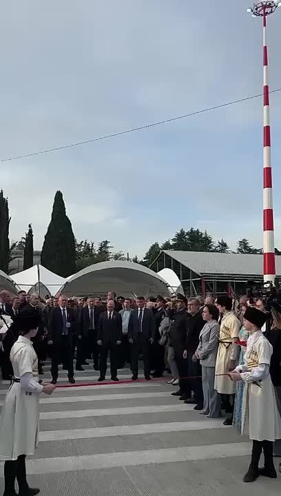 Сухумский аэропорт официально открыт