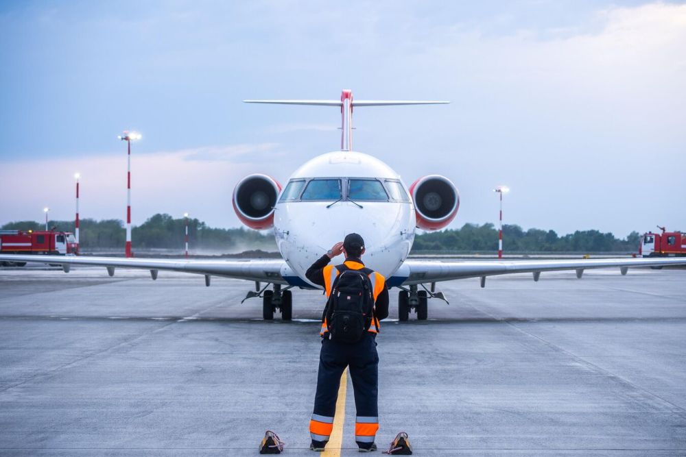 Sputnik недели: первый авиарейс, "Диоскурия" и приезд Сергея Кириенко
