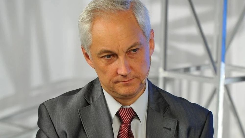 Белоусов провел переговоры с министром обороны Абхазии Ануа