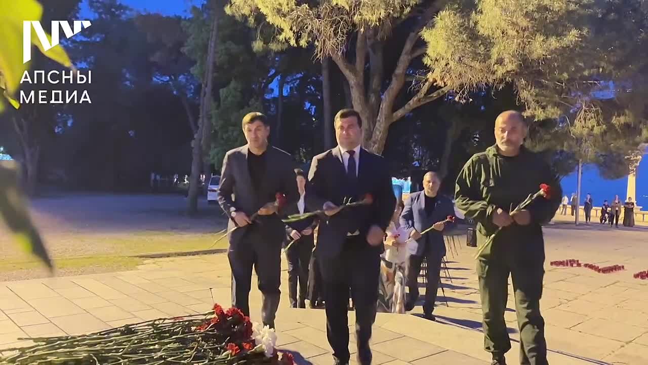 В Сухуме состоялась патриотическая акция «1418 шагов к Победе», приуроченная к 80-й годовщине Победы в Великой Отечественной войне