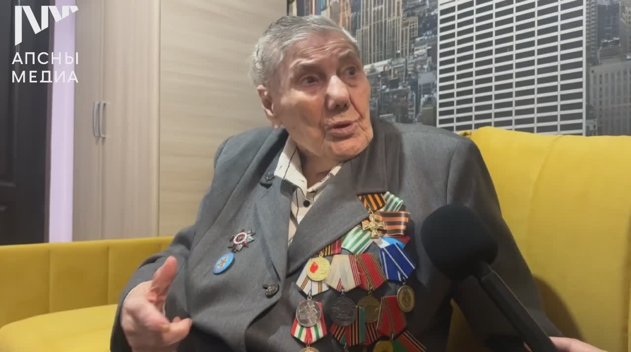 Ветеран Великой Отечественной войны Нонна Дорофеева поздравила с 80-летием Великой Победы