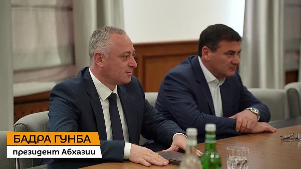 Президент Абхазии Бадра Гунба встретился с добровольцами, принимавшими участие в Отечественной войне народа Абхазии