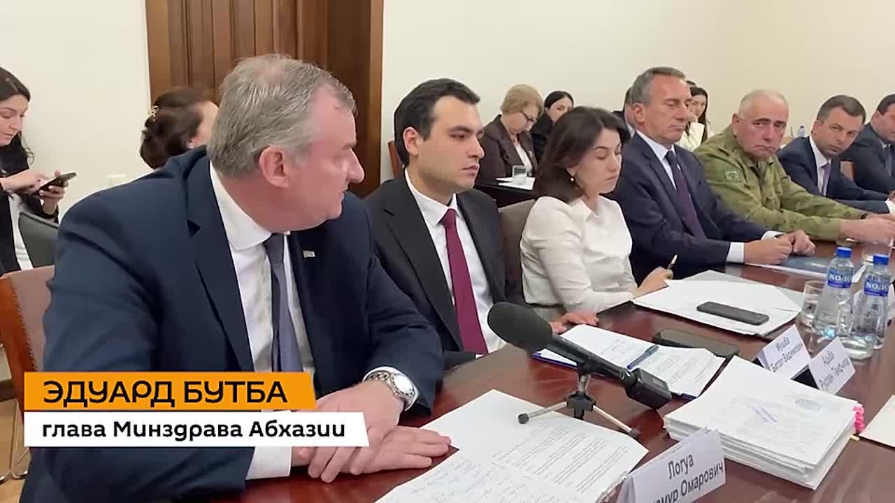 На ремонт компьютерного томографа в гудаутской ЦРБ выделено 11 млн рублей, сообщил министр здравоохранения Эдуард Бутба на заседании Кабмина