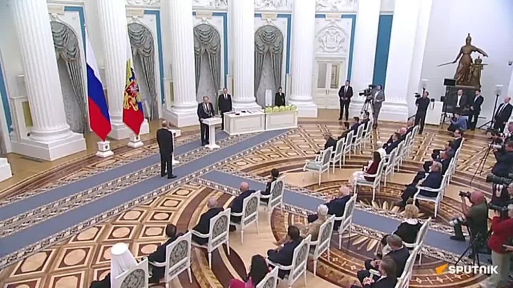 Глава МИД России Сергей Лавров награжден высшей госнаградой — орденом Святого апостола Андрея Первозванного