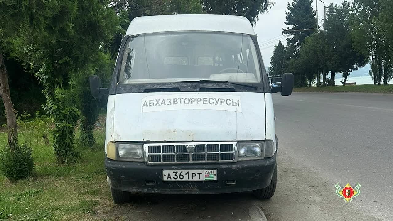Сотрудники Госавтоинспекции продолжают специальные рейдовые мероприятия по выявлению лиц без права управления автотранспортом, нетрезвых водителей, а так же тех, кто скрывает свое состояние, отказываясь от медицинского...
