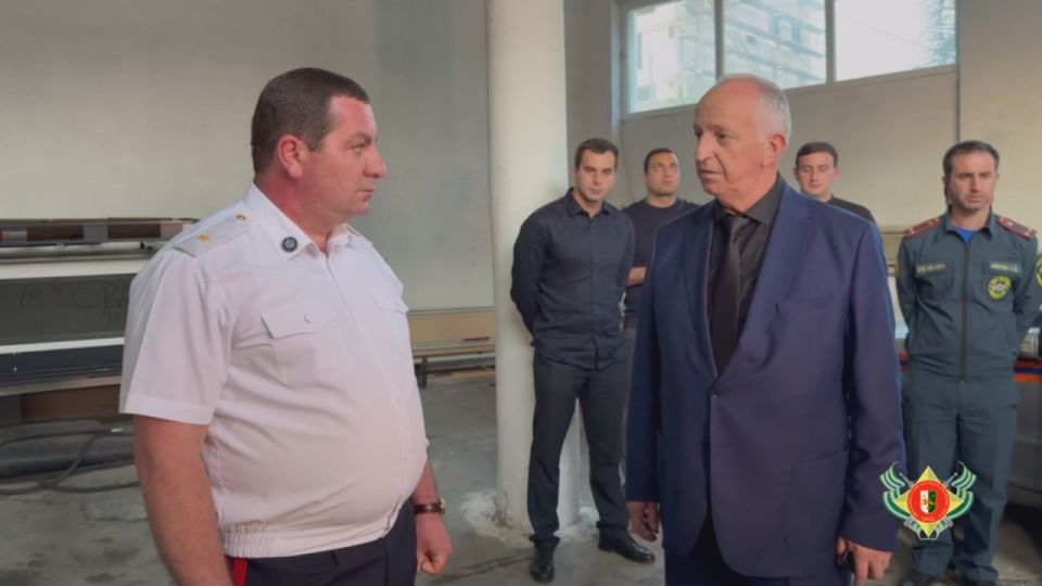 Благодаря личному обращению вице-премьера, министра внутренних дел Республики Абхазия Роберта Киут, российская общественная организация «Народный фронт» передала гуманитарную помощь для нужд МЧС