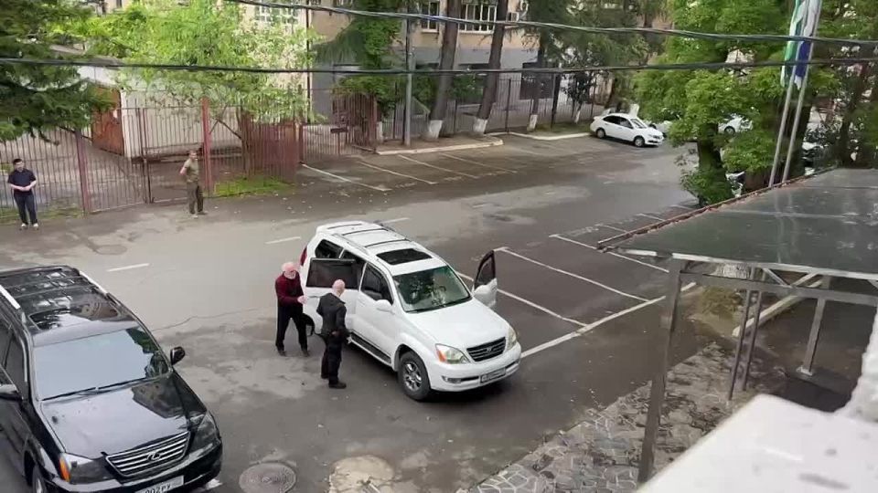В Абхазии задержан экс-депутат, подозреваемый в стрельбе в Парламенте страны