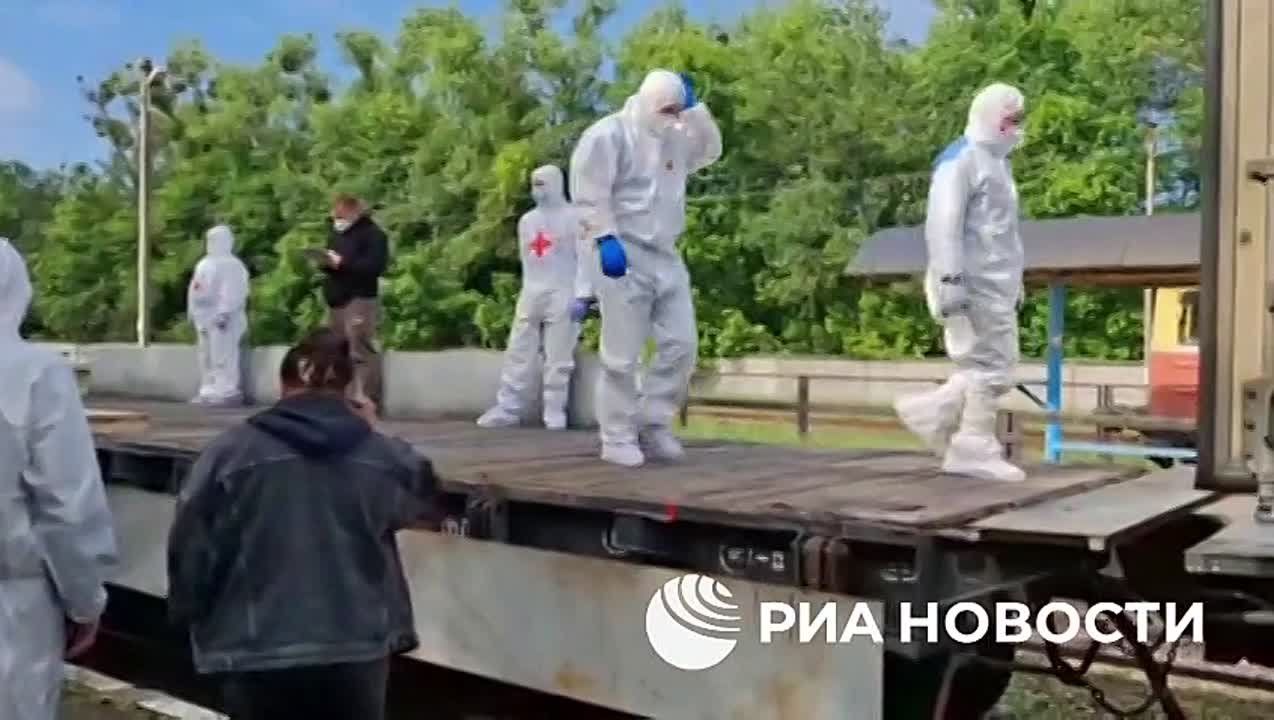 Россия передала Украине еще 1200 тел погибших бойцов ВСУ в рамках выполнения стамбульских договоренностей, сообщил источник РИА Новости