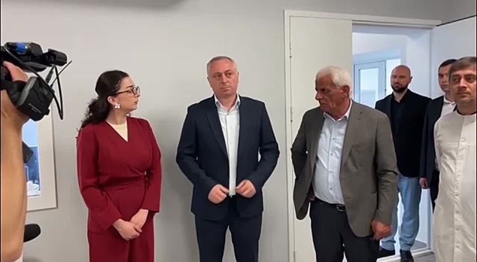 В Гудаутской ЦРБ введен в эксплуатацию после ремонта аппарат компьютерной томографии, сообщил Минздрав Абхазии