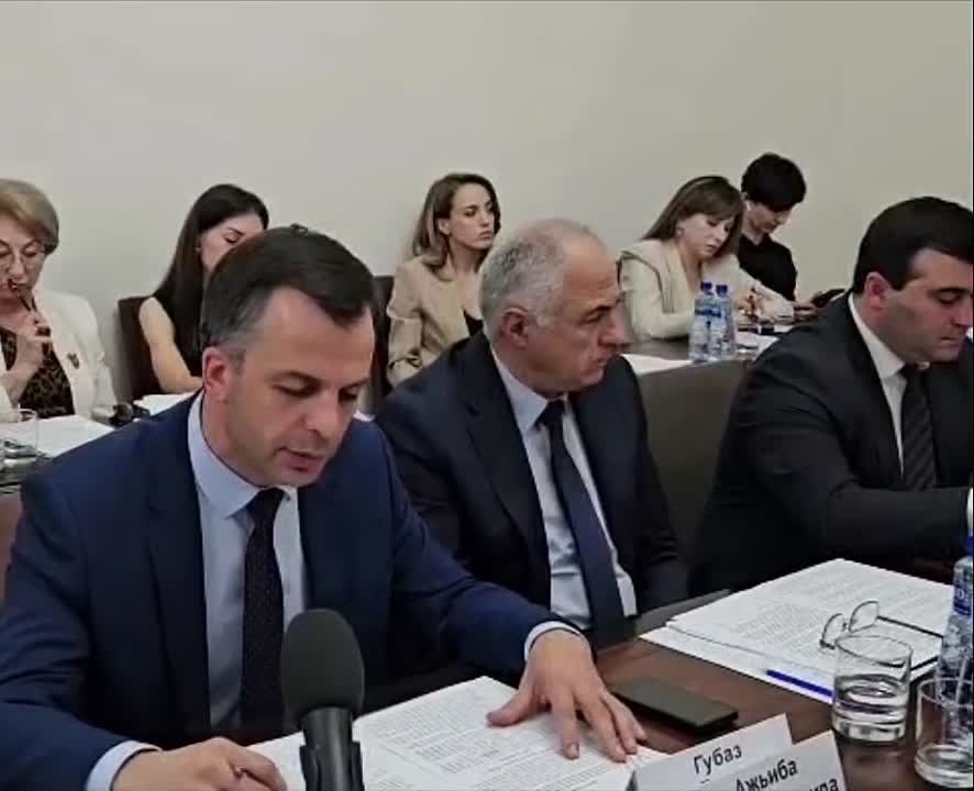 Кабинет министров принял постановление об организации работы по составлению проектов законов о республиканском бюджете и бюджетах государственных внебюджетных фондов республики на 2026 год