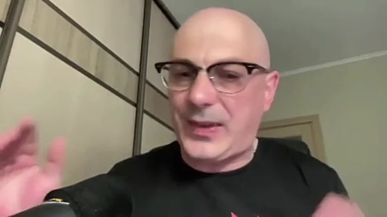 "Фонд кино Абхазии" — это частная структура, в которой, вероятнее всего, кроме Басария работает его жена