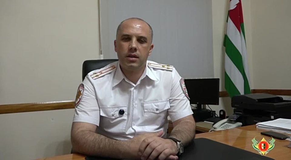 Граждане, имеющие российское гражданство и постоянно проживающие в Абхазии могут подать заявление на выдачу или замену паспорта гражданина России на территории Абхазии, сообщили в МВД