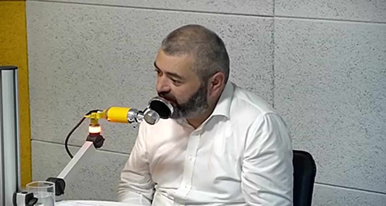 Работа "Академии гостеприимства" нацелена на улучшение качества сервиса в Абхазии, рассказал в эфире радио Sputnik министр туризма Астамур Логуа