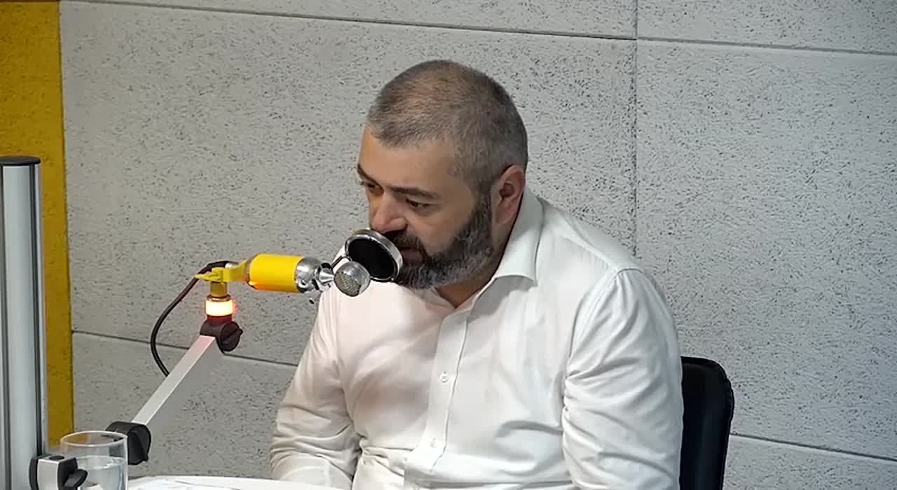 Одним из перспективных направлений развития туризма в Абхазии может стать создание глэмпинг-поселков в горах, сообщил в эфире радио Sputnik министр туризма Астамур Логуа