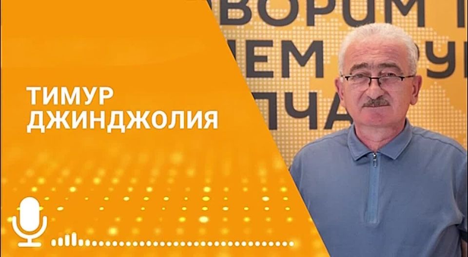 Из-за аномальной жары в Абхазии увеличилась нагрузка на энергосистему, сообщил в эфире радио Sputnik гендиректор "Черноморэнерго" Тимур Джинджолия