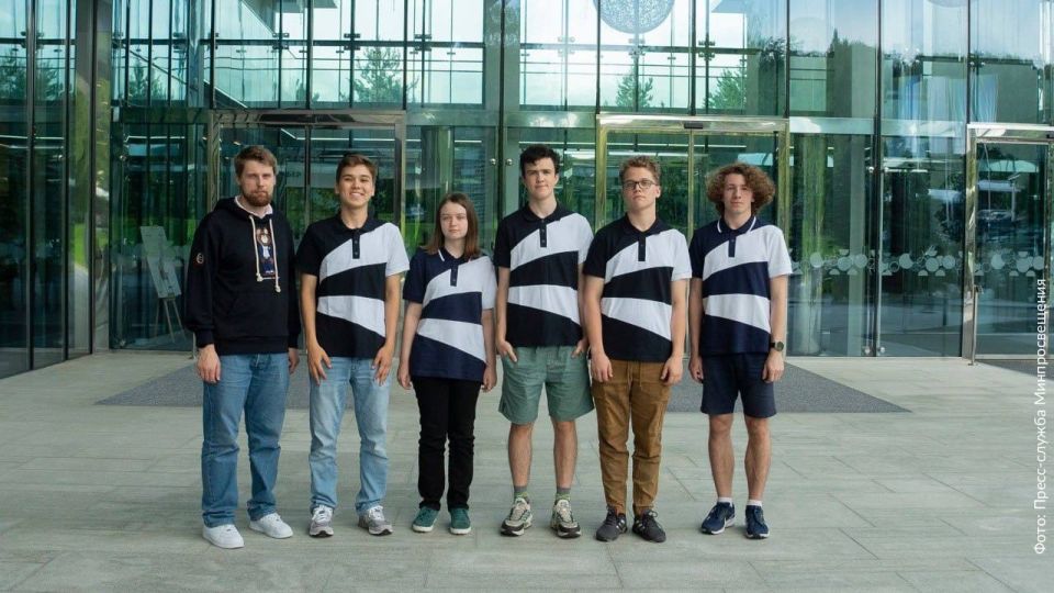 Российские школьники завоевали 4 медали на 37-й Международной олимпиаде по информатике в Боливии