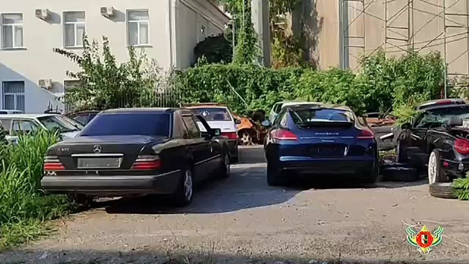 Более 120 машин отправили на штрафстоянки из-за отсутствия госномеров с 1 августа, сообщили в МВД Абхазии