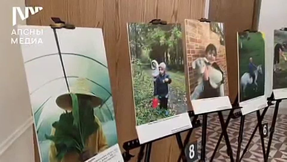 В Центре «Проспект» в Сухуме прошла фотовыставка, на которой подвели итоги фотоконкурса «Сельское хозяиство глазами молодежи»