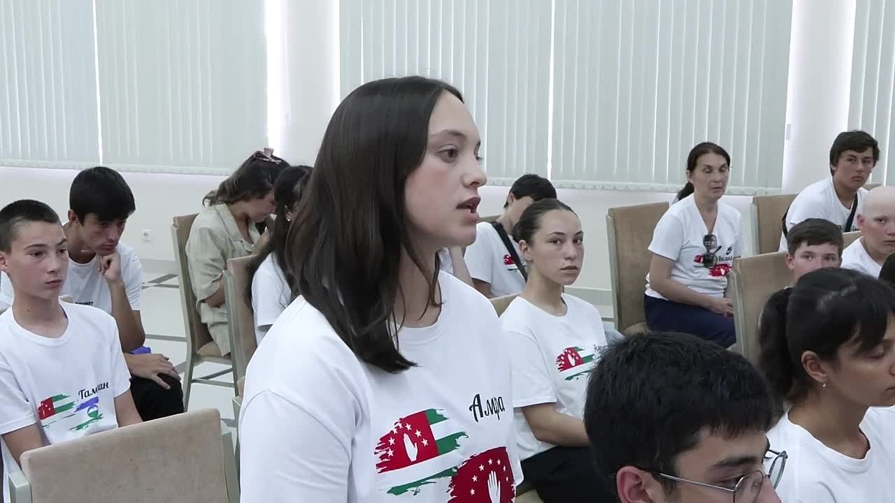 Бадра Гунба: «Самый главный маршрут — маршрут добровольцев»
