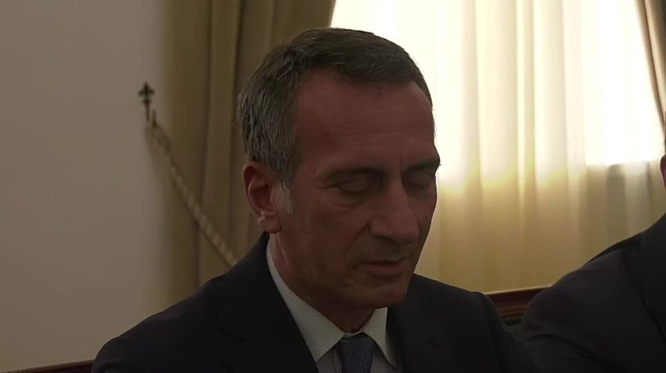 Президент Абхазии Бадра Гунба принял членов абхазской делегации во главе с министром иностранных дел, принявших участие в 62-ой Дамасской международной ярмарке