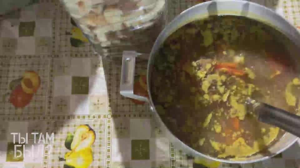 Павел Кукушкин: … а обед по расписанию!. После разнообразных блюд от замечательной Ани бойцов Дикой Дивизии Донбасса можно всех записывать в гурманы:) Как всегда великолепно, вкусно и разнообразно