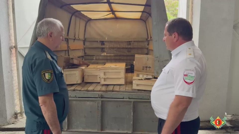 Аварийно-спасательное оборудование передано Министерству по чрезвычайным ситуациям