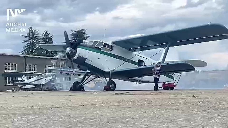 Самолет Ан-2 совершил тестовый полет после ремонта