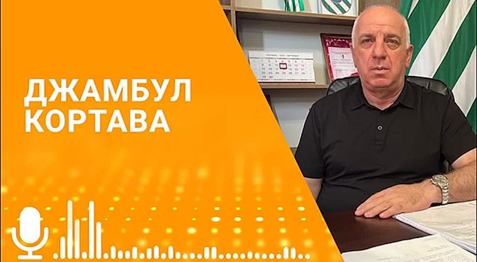 От 8 до 9 тысяч тонн фундука планируется собрать в Галском районе в этом сезоне, сообщил в эфире радио Sputnik замглавы районной администрации Джамбул Кортава