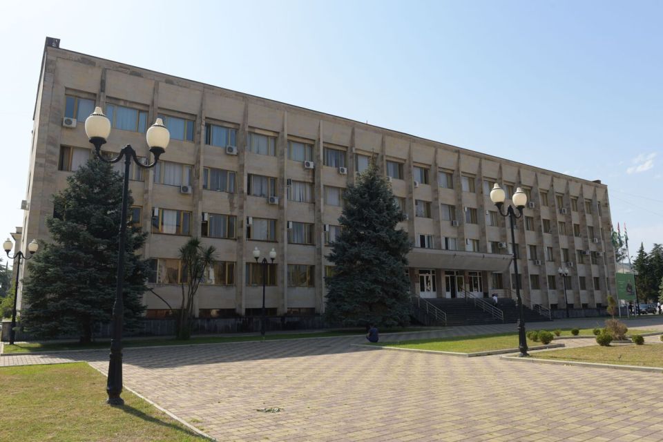 Встреча с артистами абазинского драмтеатра прошла в Минкульте Абхазии