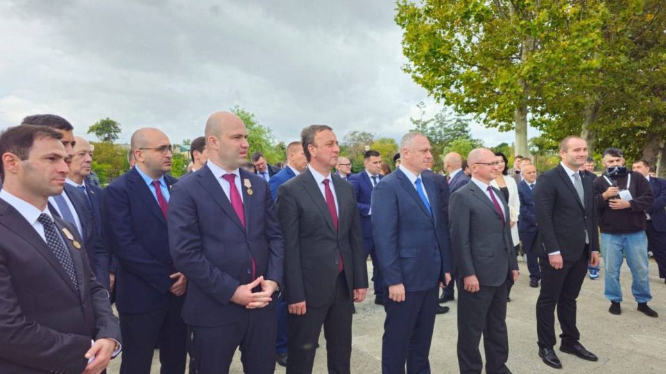 Президент Абхазии посетил праздник «Осетинское подворье»