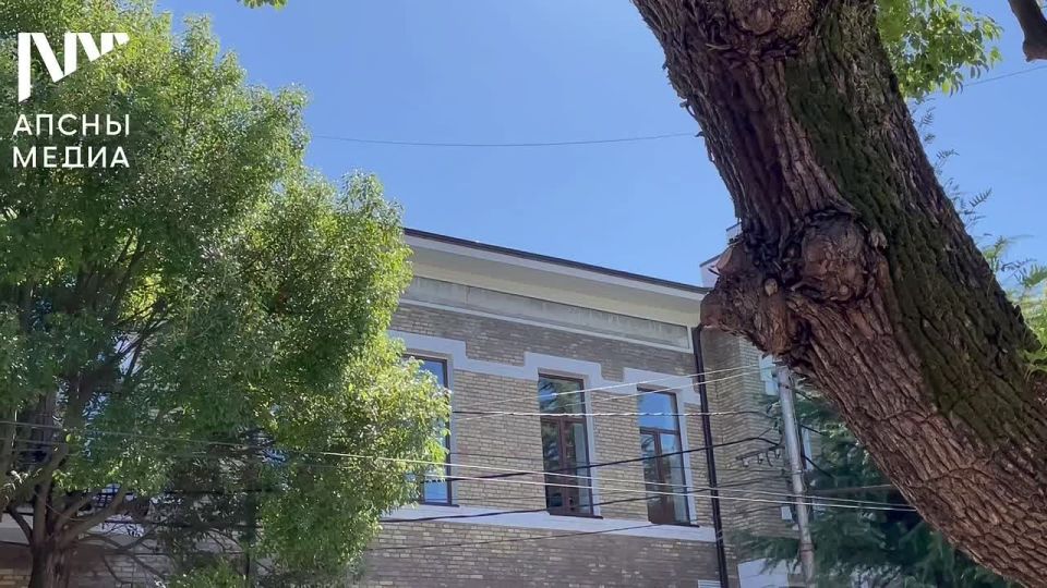 Возрождение искусства: в Сухуме открывается обновленный ЦВЗ