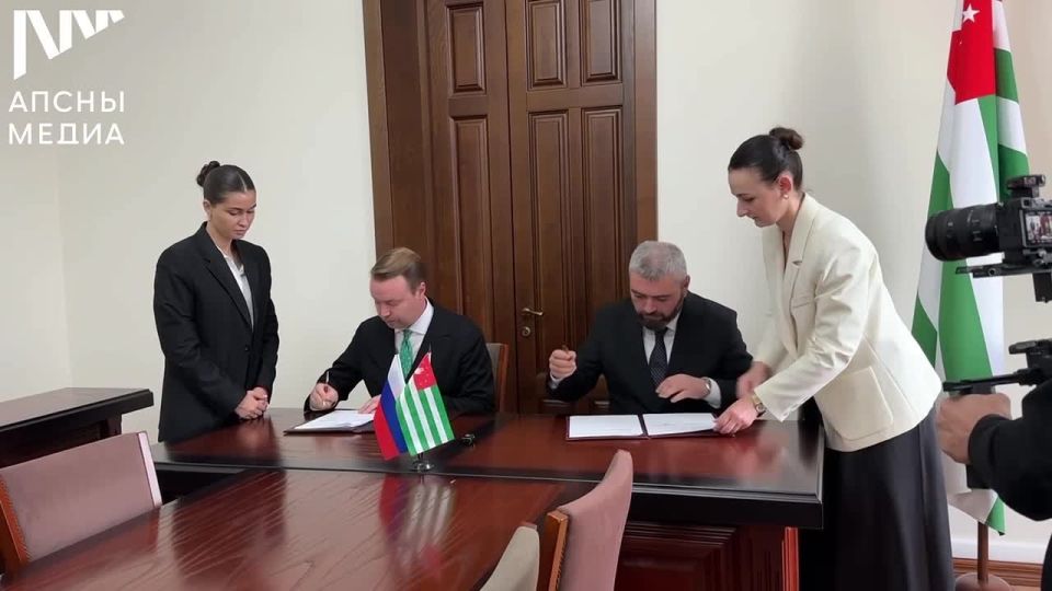 Меморандум о намерениях сотрудничества в сфере туризма между Министерством туризма Республики Абхазия и Министерством туризма и промыслов Нижегородской области Российской Федерации подписали в Сухуме