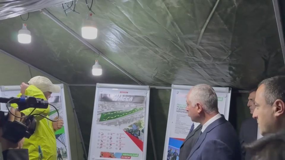 Сергей Кириенко приехал в Абхазию для участия в праздновании Дня Победы и Независимости республики