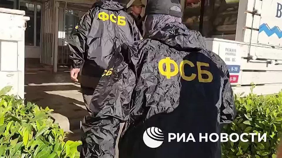 Шеф-повара одного из ресторанов Севастополя задержали по подозрению в госизмене