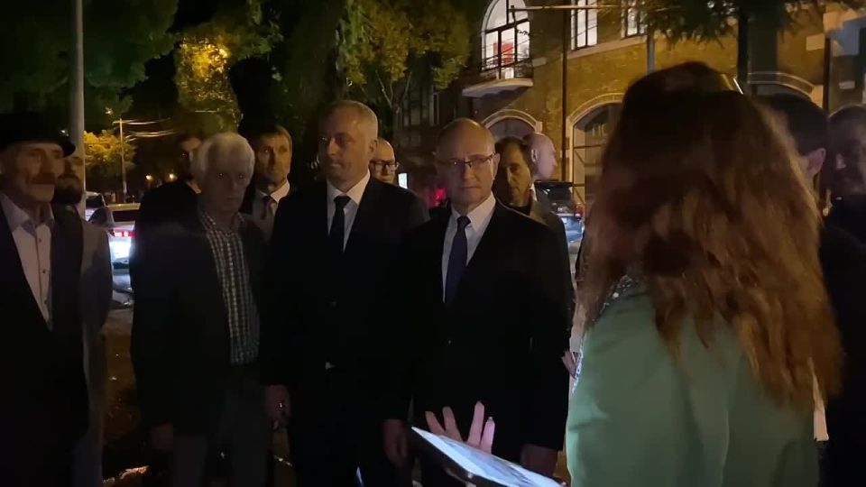 Бадра Гунба и Сергей Кириенко обсудили ход строительства Дома национальной музыки