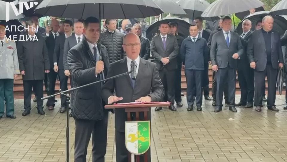 Президент России Владимир Путин поздравил народ Абхазии с Днем Победы и Независимости