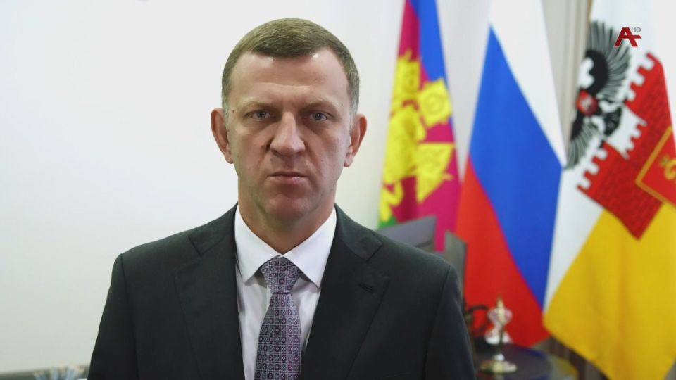 Поздравления с Днем Победы и Независимости