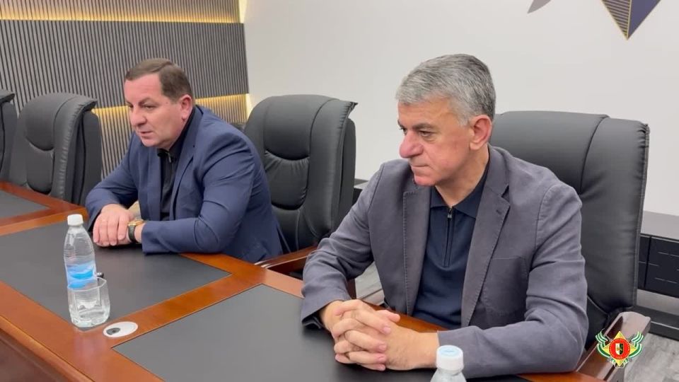 В Министерстве внутренних дел прошло тожественное заседаниепо случаю празднования профессионального праздника сотрудников уголовногорозыска, который ежегодно отмечается 5 октября.ht