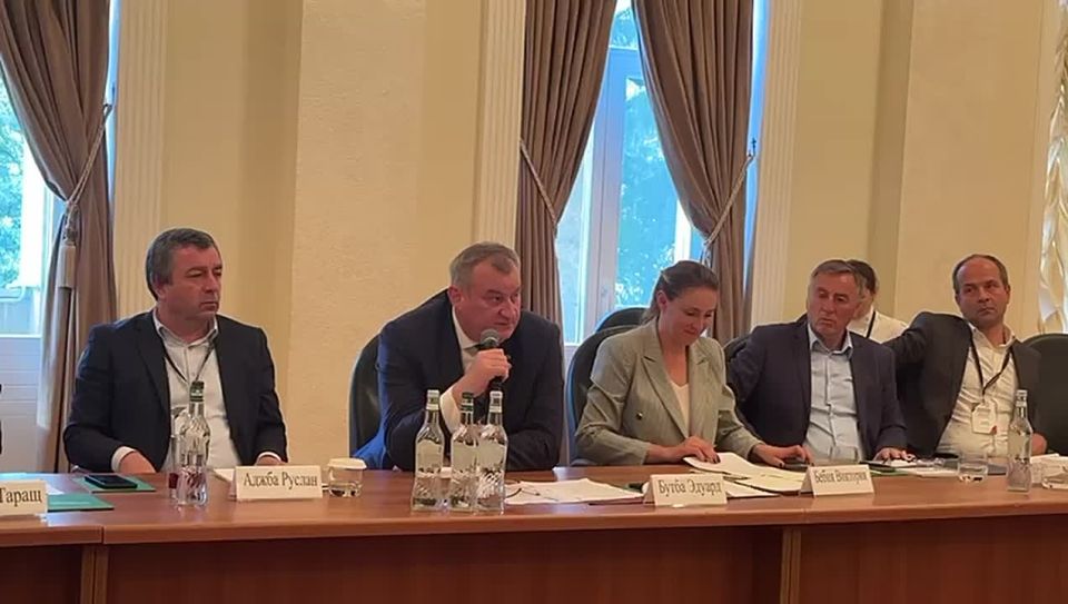 "Социальная сфера: культура,образование, здравоохранение, молодежная политика и спорт" - так называлась одна из секций форума "Команда Абхазии "