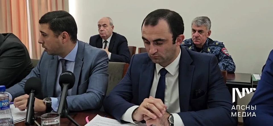 Кабмин установил минимальный размер месячной заработной платы в размере 20 000 рублей