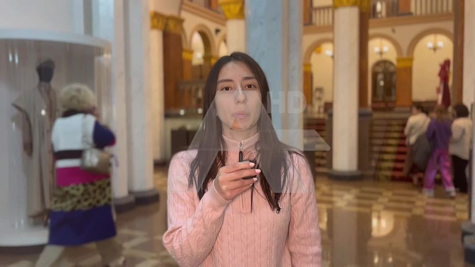 Гала концерт дружбы. Мероприятие проходит в рамках 8-го фестиваля народного и сценического искусства «Танцуй и пой , моя Россия !» На мероприятии побывала Аэлита Арутюнян