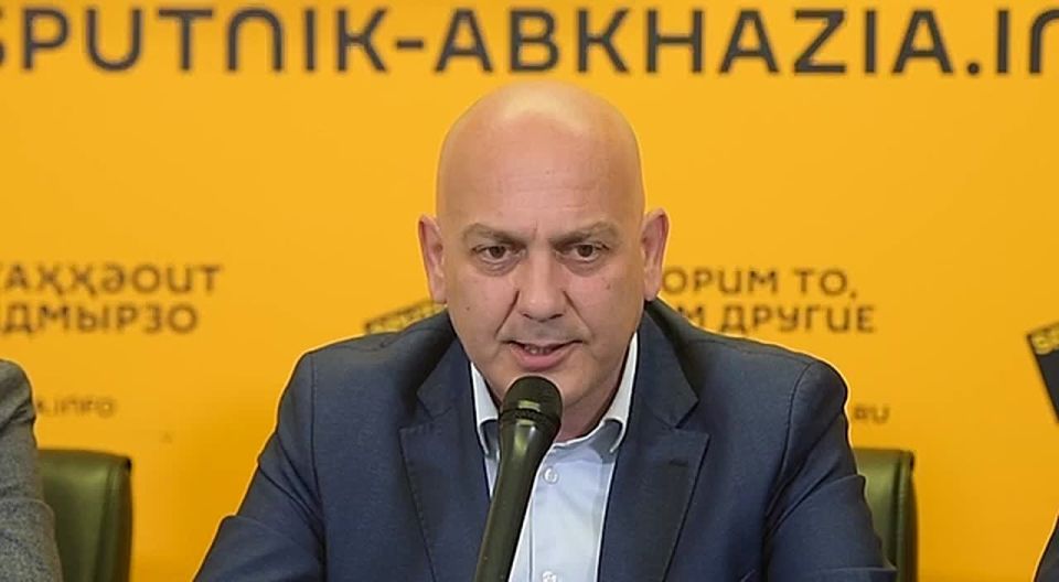 Гала-концерт фестиваля "Танцуй и пой, моя Россия" пройдет в Абхазском театре 13 октября