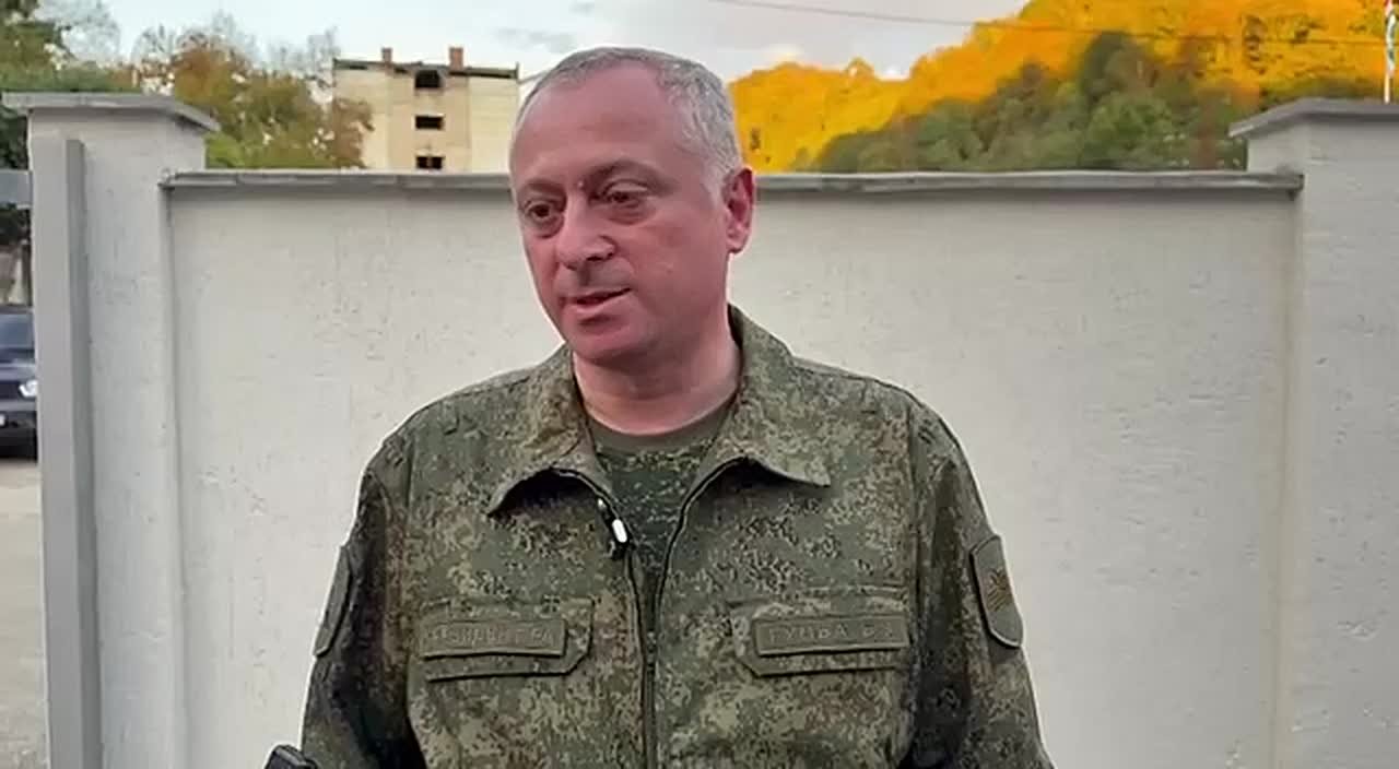 Главнокомандующий вооруженными силами Абхазии Бадра Гунба подвел итоги первых дней масштабных оперативно-тактических учений