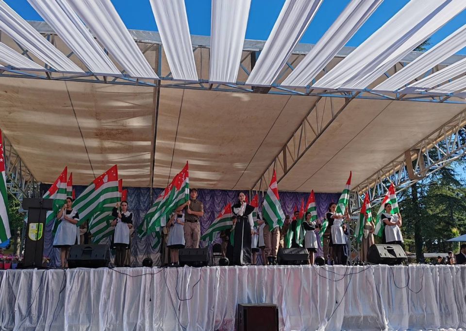 Сегодня в Гале отмечают День города!