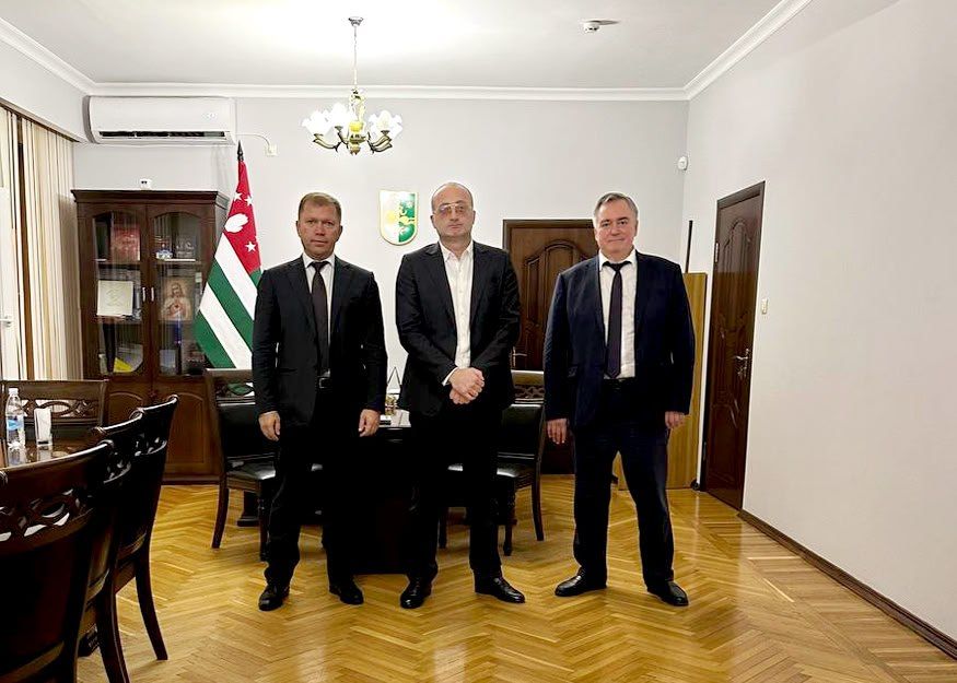 Элла Памфилова пригласила Председателя ЦИК Республики Абхазия Дмитрия Маршана принять участие в международном наблюдении за выборами депутатов Государственной Думы в 2026 году