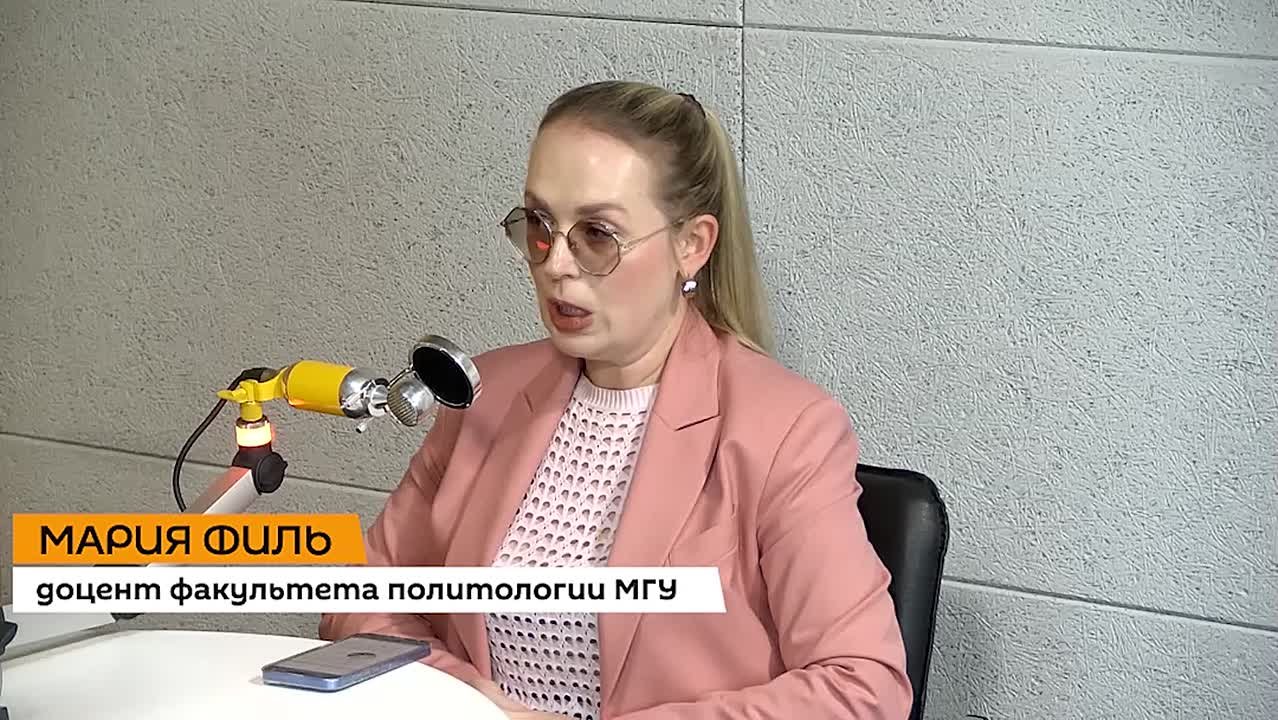 Социологов удивило то, как много людей назвали духовно-нравственное воспитание главной целью молодежной политики, рассказала в эфире радио Sputnik кандидат политических наук, доцент факультета политологии МГУ Мария Филь