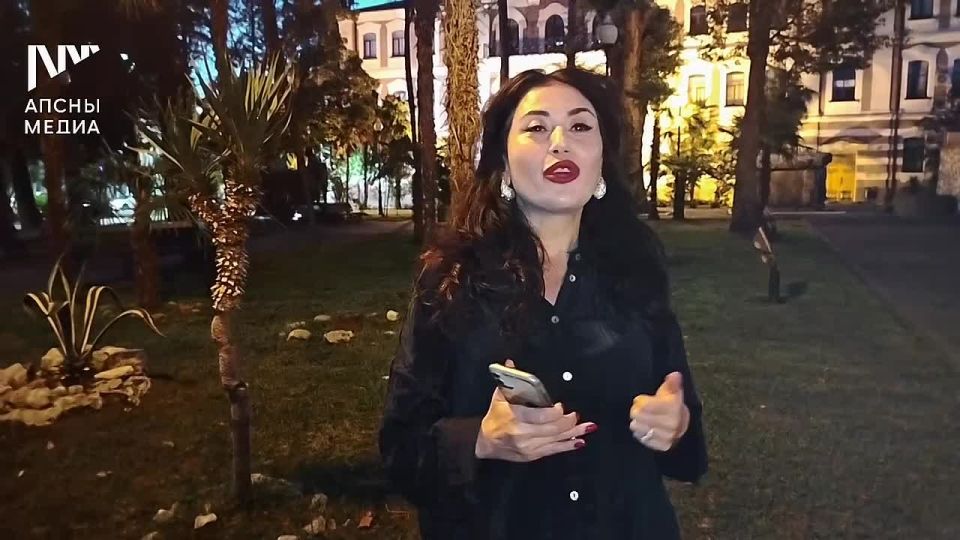 Альдона Цкуа, солистка Абхазской государственной филармонии им. Р. Гумба, выступила в поддержку движения "Я выбираю классику"