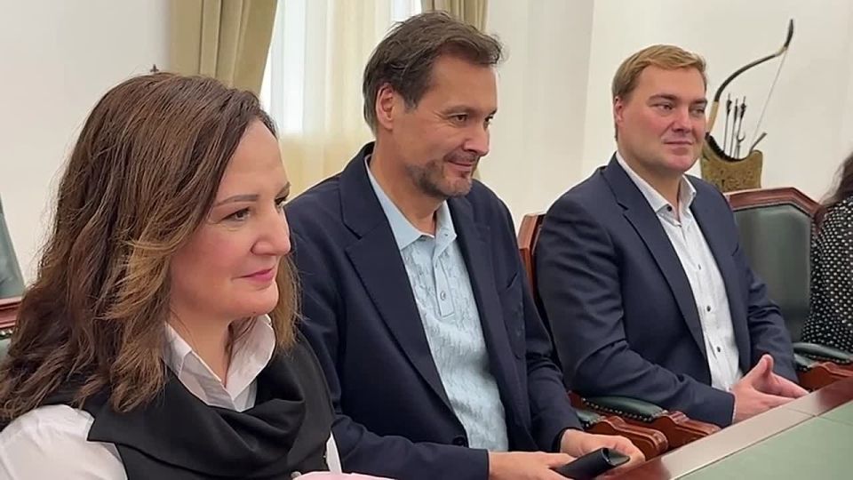 Бадра Гунба встретился с членами жюри конкурса «Музыка — диалог без расстояний и границ»