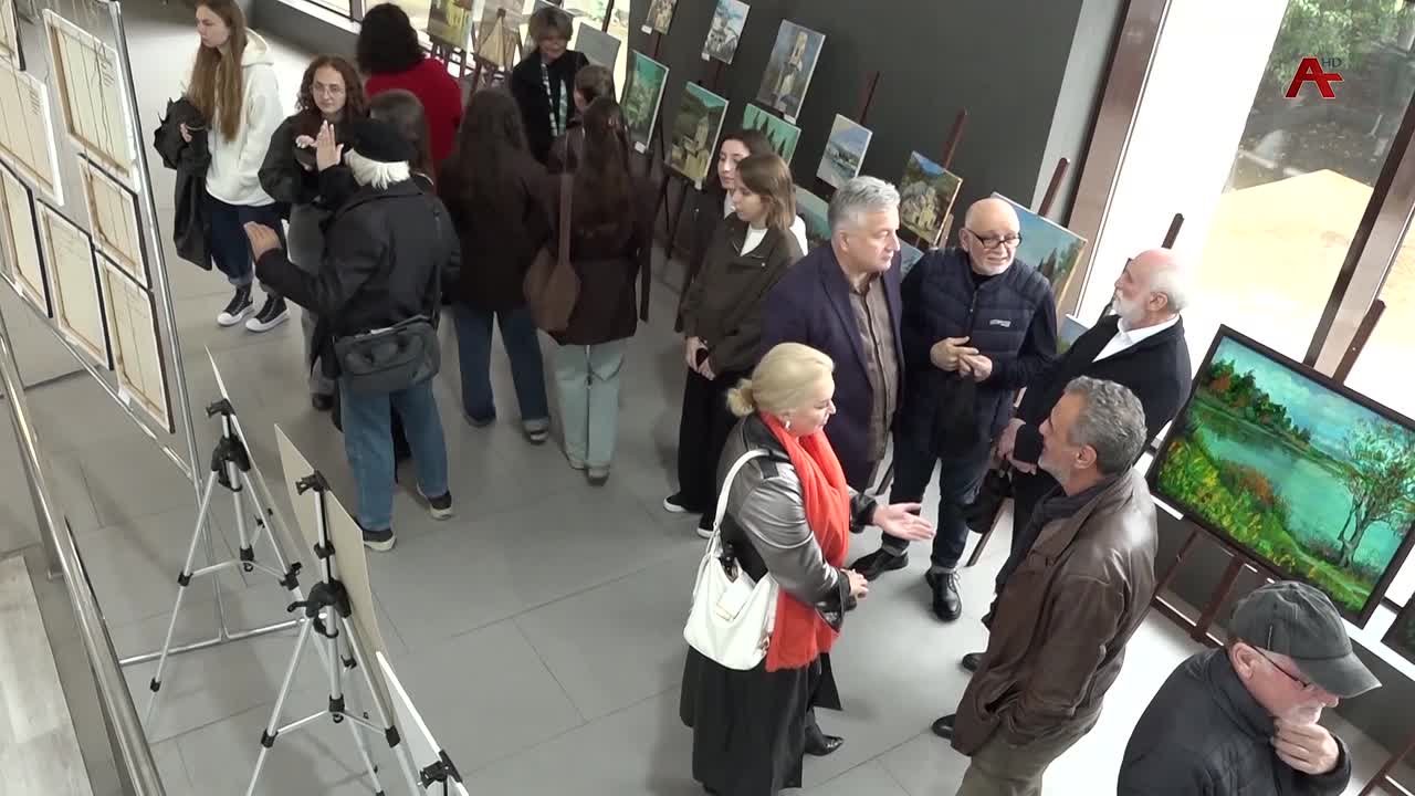 Открытие итоговой выставки IX Международного арт-пленэра "Краски осени Абхазии" состоялось в АГУ