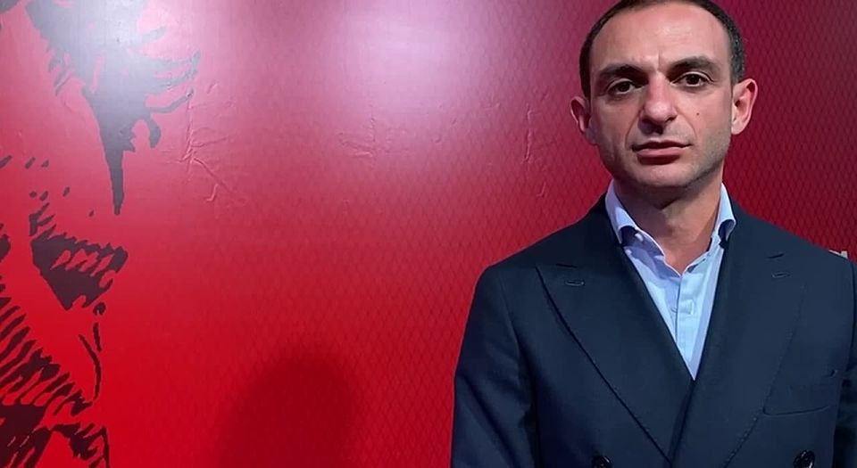 Вечер, посвященный 130-летию Сергея Есенина начался в РУСДРАМе